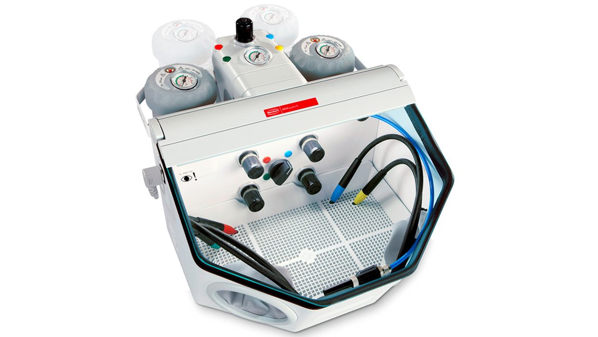 Renfert Basic Quattro IS Microsableuse, 2 silos, 25 - 70 µm et 70 - 250 µm, 100 - 120 V